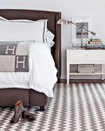 Elegant Wool-Cashmere Blankets – Ultimate Warmth and Comfort