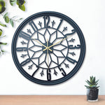 Silent Vintage Clock – Elegant Wall Accent