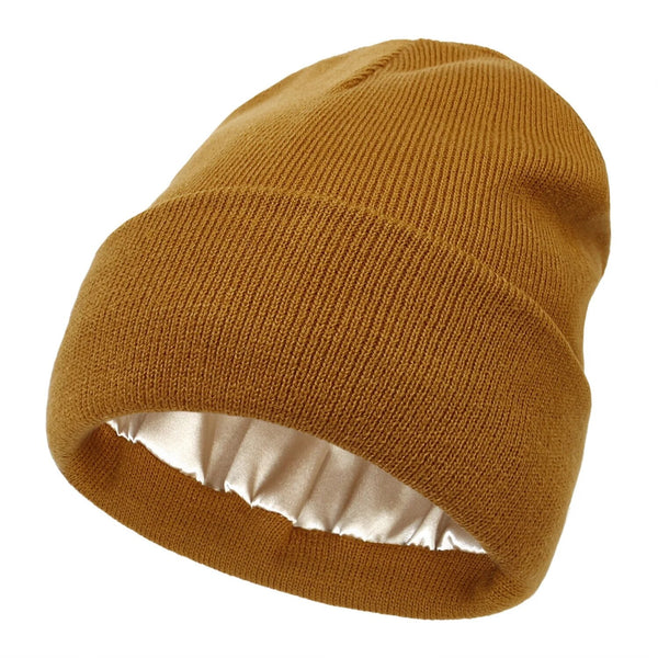 Silk Winter Hat – Warm, Hair-Protecting & Elegant