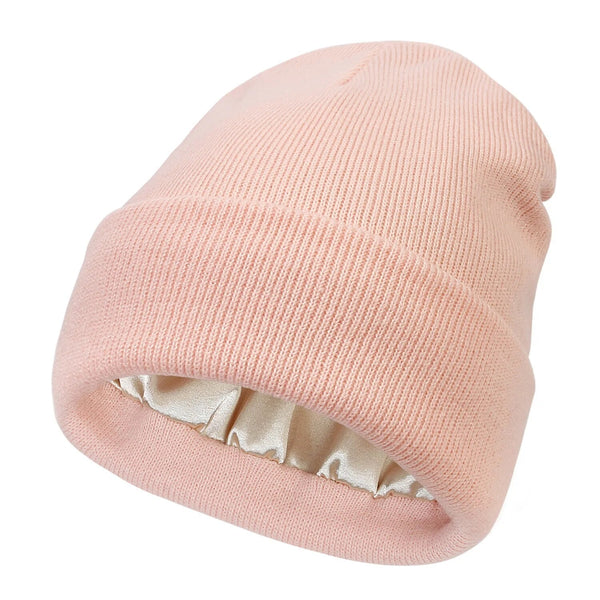 Silk Winter Hat – Warm, Hair-Protecting & Elegant