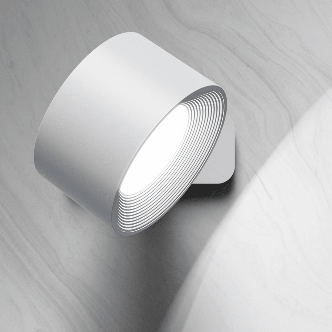 Rechargeable Wireless Wall Lamp – 360° Adjustable LED Lighting (USB)