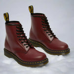 Men's Waterproof Leather Hiking Boots with Laces for Outdoor Activities