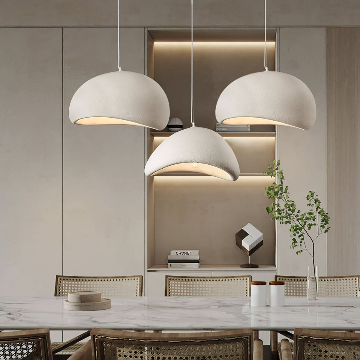 Elegant Dimmable Pendant Light for Ambient Atmosphere