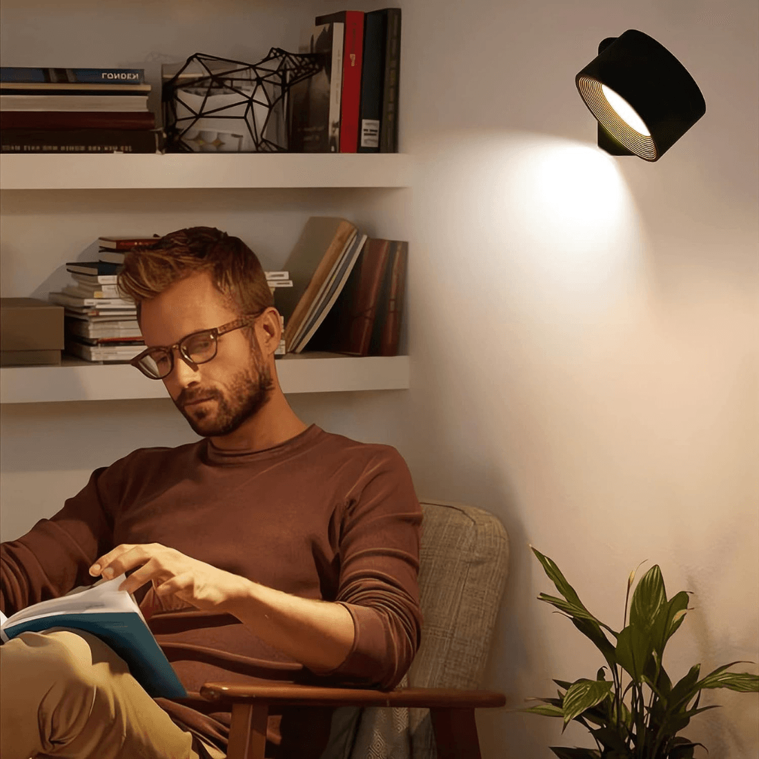 Rechargeable Wireless Wall Lamp – 360° Adjustable LED Lighting (USB)