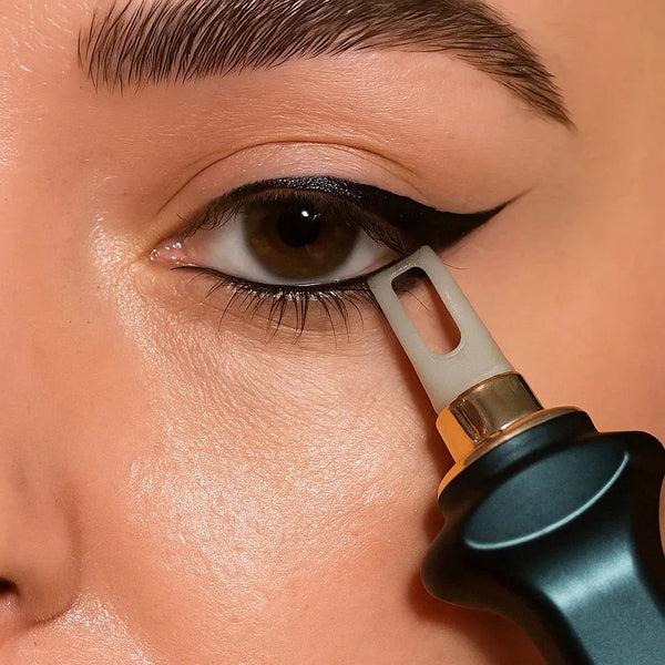 Ergonomic Eyeliner Set with Waterproof Gel