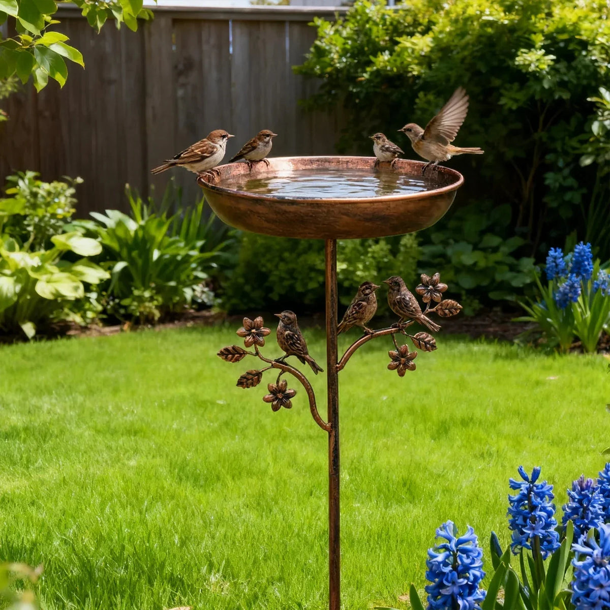 Decorative Garden Bird Bath with Sturdy Spike