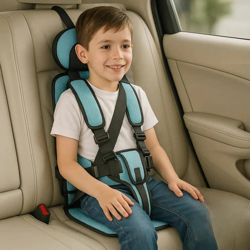 Foldable Travel Child Seat | Quick Setup with Harness System for On-the-Go Use