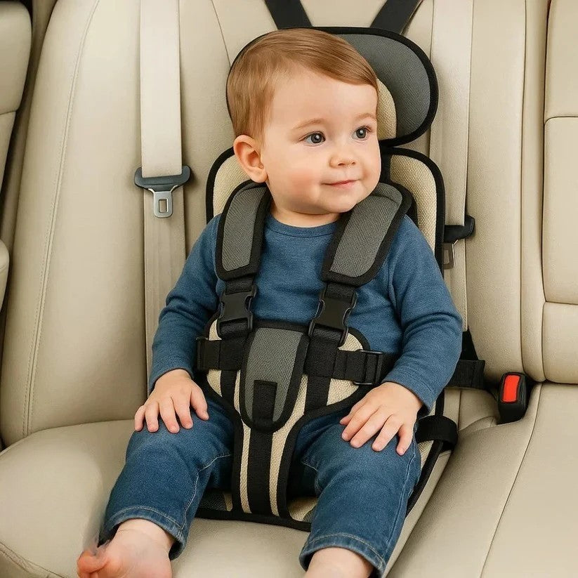Foldable Travel Child Seat | Quick Setup with Harness System for On-the-Go Use