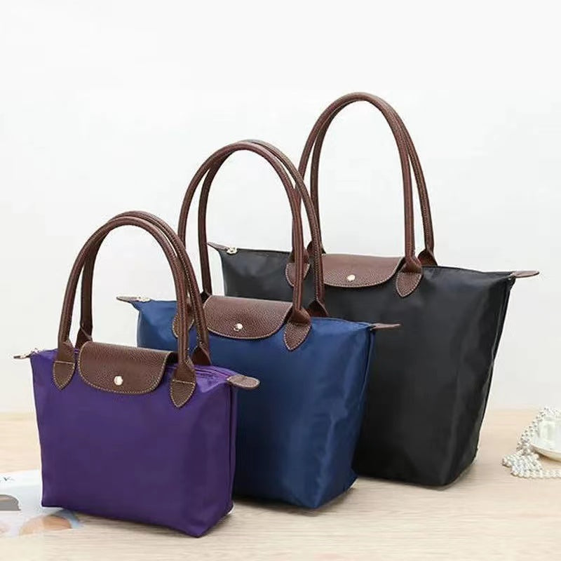 Elegant Tote Bag – Chic and Roomy