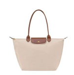 Elegant Tote Bag – Chic and Roomy