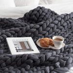 Premium Merino Wool Blanket – Cozy and Luxurious – Timeless Quality