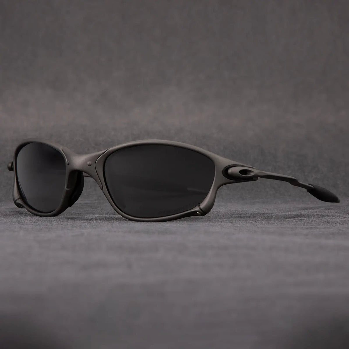 Sporty Polarized Sunglasses – Metal Frame with Red Lenses