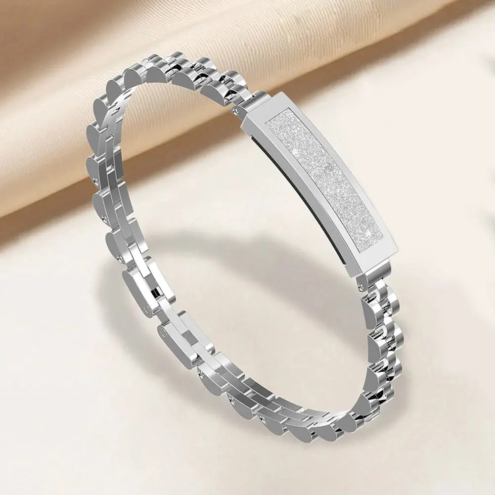 Stylish Fitness Tracker Bracelet – 5-Day Battery Life