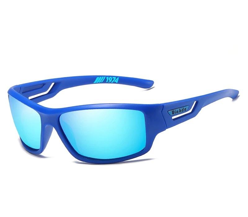 Polarized Sunglasses with Photochromic Lenses and Glare Protection