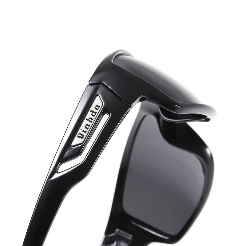 Polarized Sunglasses with Photochromic Lenses and Glare Protection