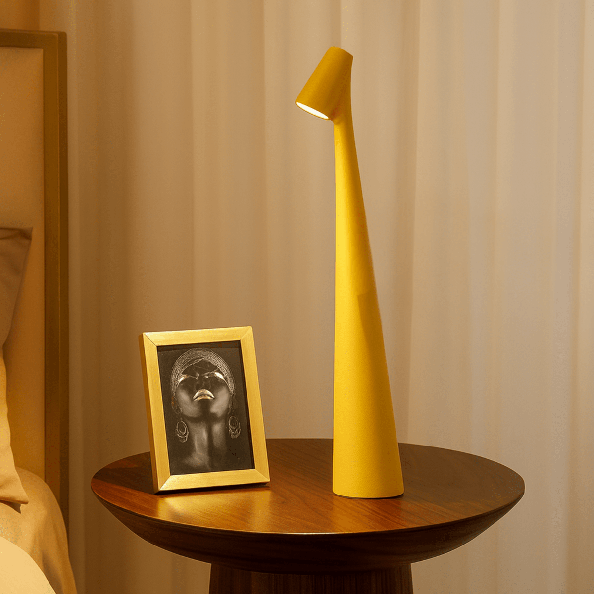 Wireless Dimmable LED Table Lamp | Metal Housing | Rechargeable Battery with 20 Hours Runtime