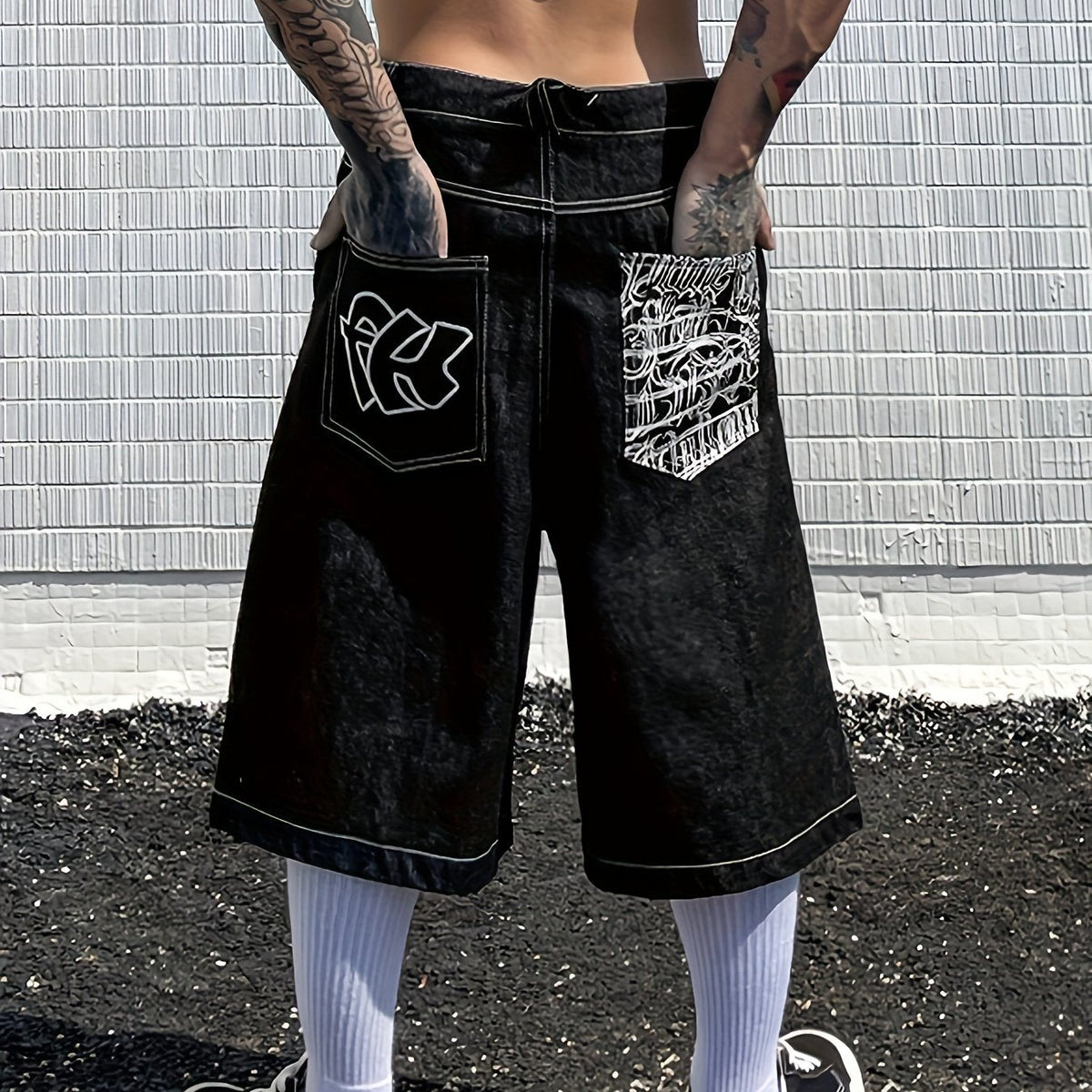 Relaxed Fit Bermuda Denim Shorts with Chic Floral Embroidery
