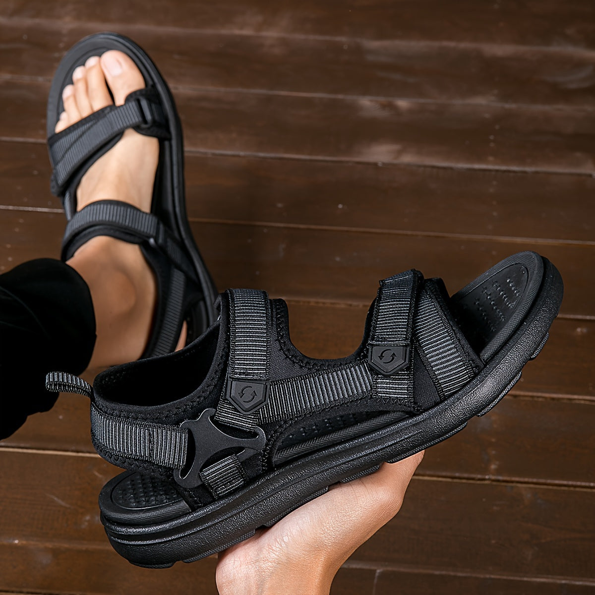Breathable Men's Sandals – Comfortable Outdoor Grip