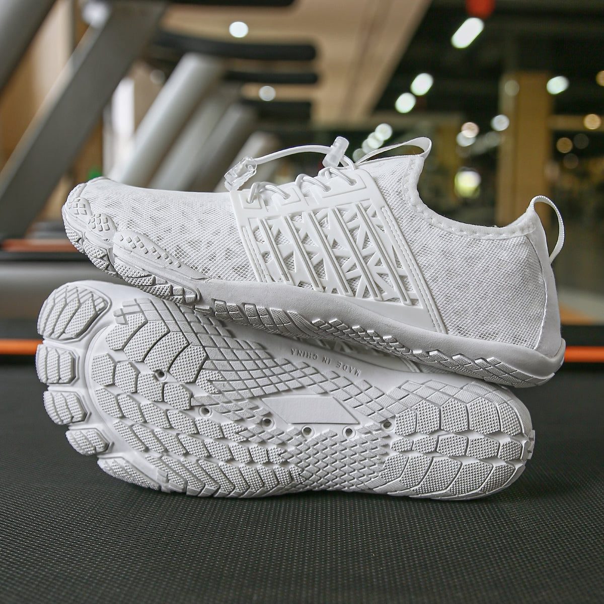 Lightweight Breathable Shoes for Water and Fitness Activities