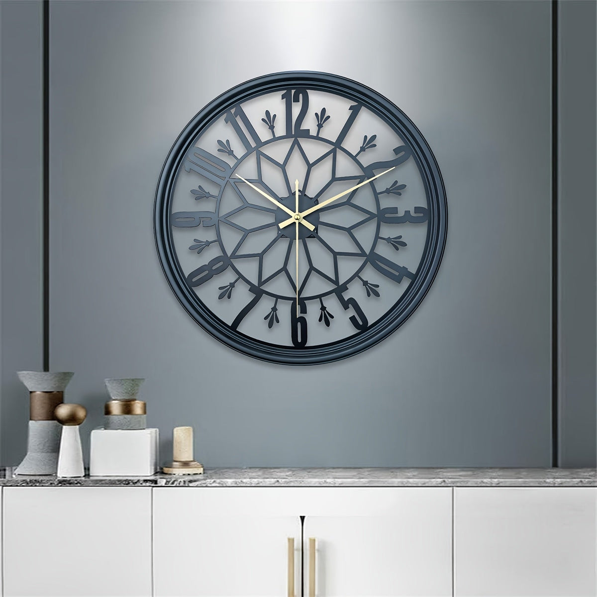 Silent Vintage Clock – Elegant Wall Accent