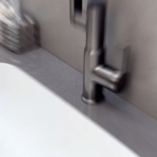 360° Intelligent Faucet with LED Temperature Display