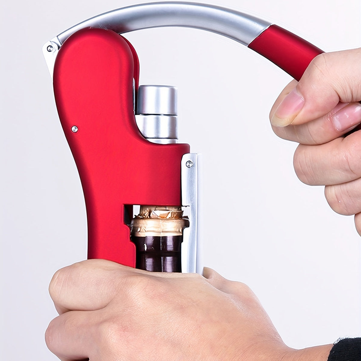 Ergonomic Corkscrew – Effortlessly and Safely Open Wine Bottles for Home and Hospitality Use