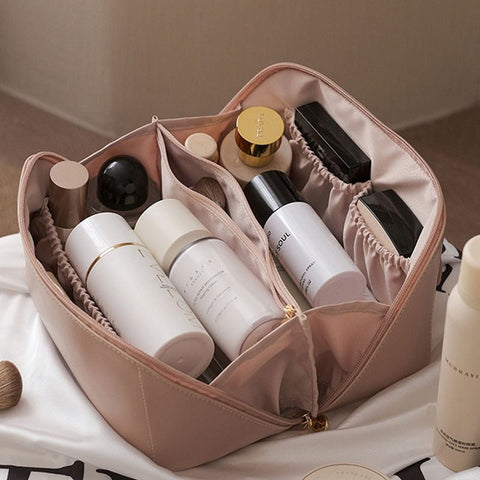 Elegant and Spacious Cosmetic Bag | Practical Storage Solution