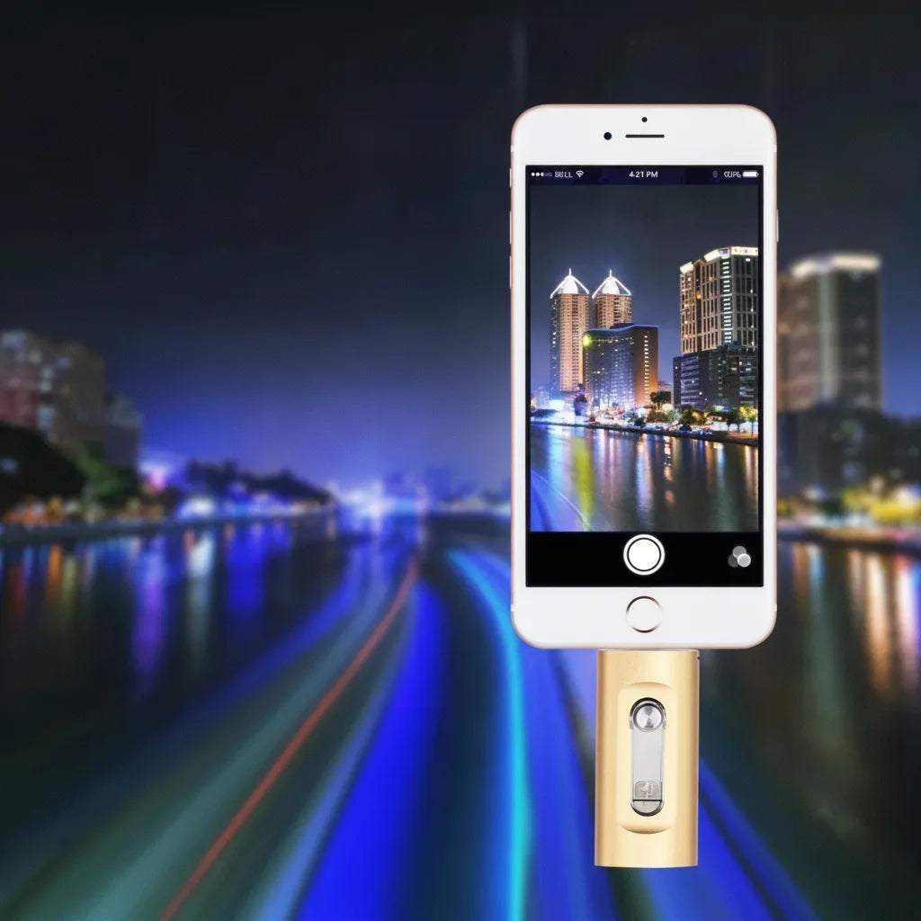 3-in-1 USB Flash Drive — Expanded Storage for Smartphones and Computers
