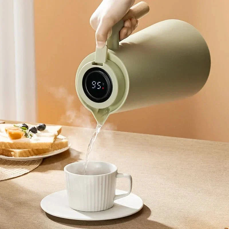 Thermos Flask with Temperature Display
