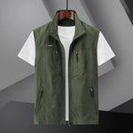 Men's Lightweight Outdoor Vest with Multiple Pockets