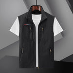 Men's Lightweight Outdoor Vest with Multiple Pockets